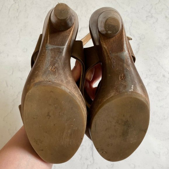 COCLICO [Brown Wood Leather Sandals] - Picture 2 of 5